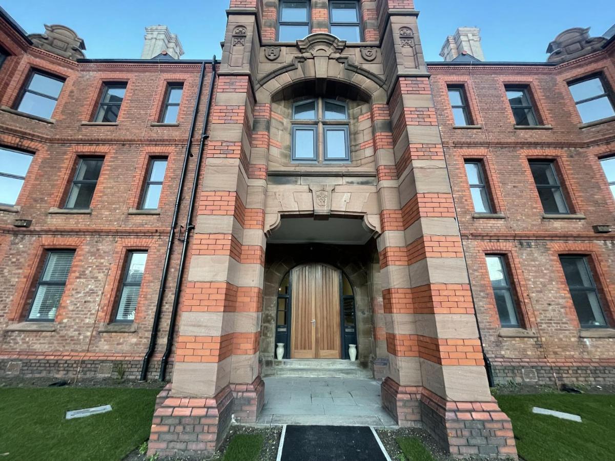 Gibson Manor Apartments Wallasey Exterior photo